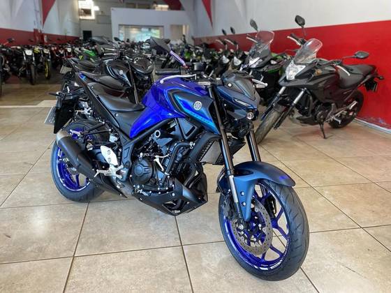 YAMAHA MT-03 ABS YAMAHA MT-03 ABS